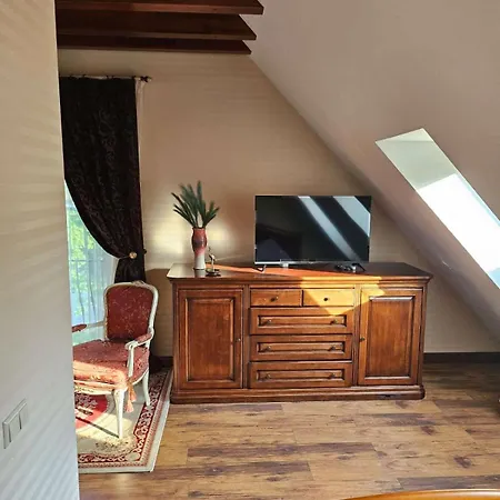 Mazoji Apartamentai *